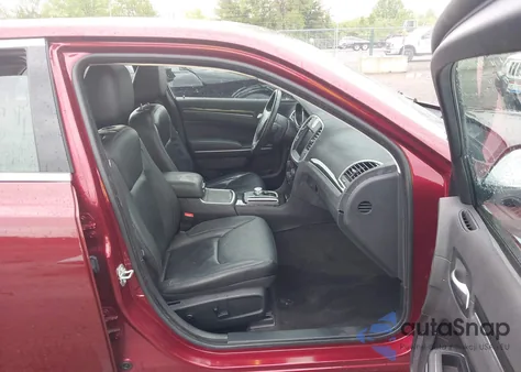 2017 Chrysler 300 Limited из США, поврежденный, VIN 2C3CCAAG9HH506444